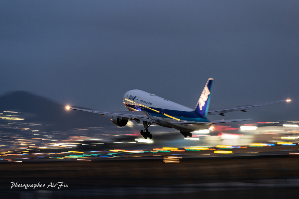 ANA JA714A Take-off
