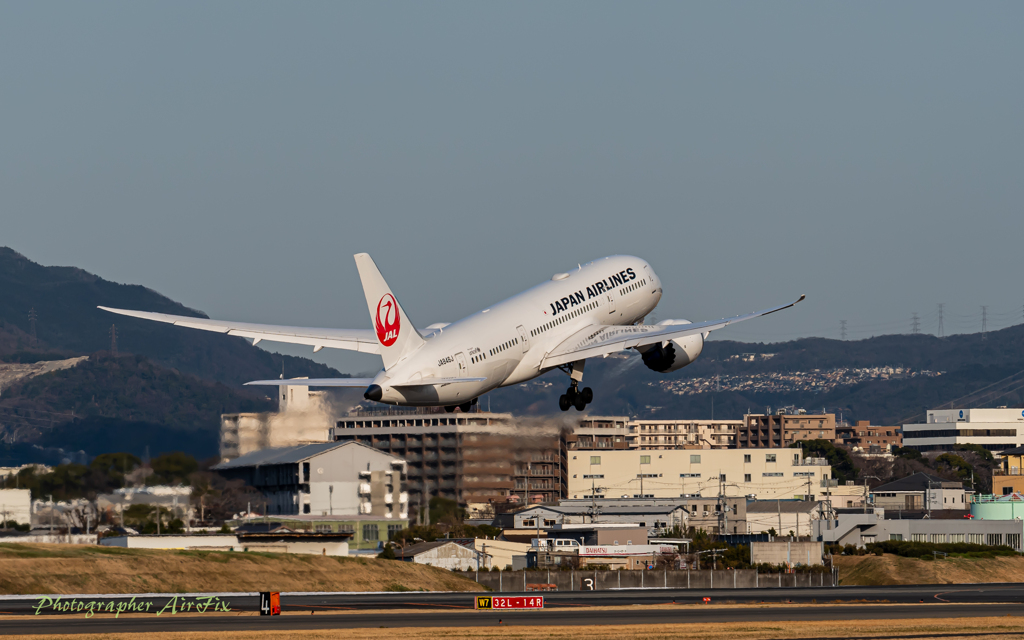JAL JA846J-2