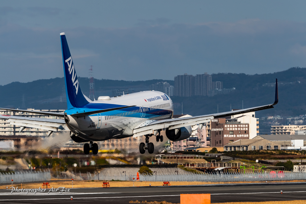 ANA JA84AN approach ②