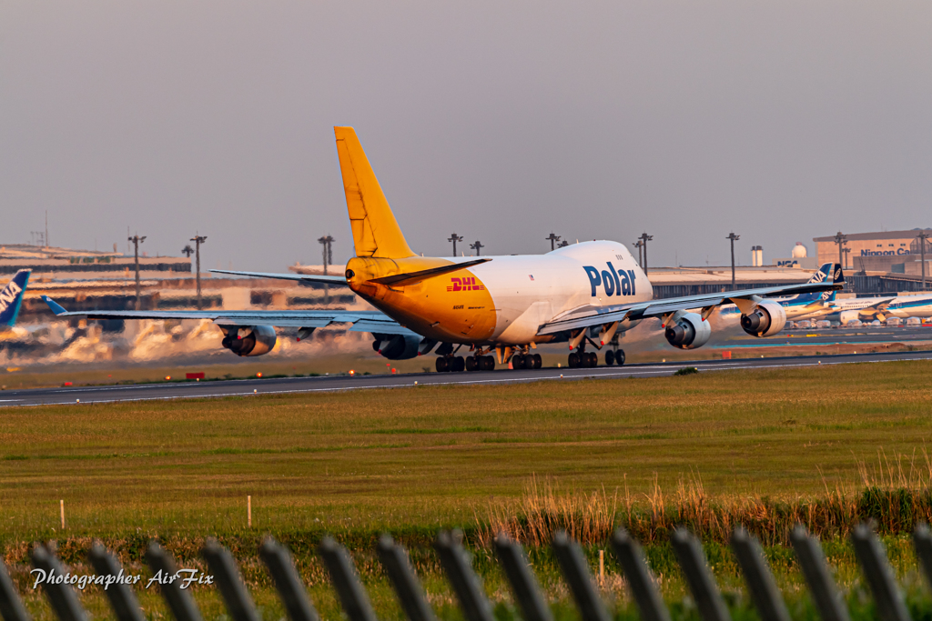 Jet blast Polar cargo B747-46NF-SCD