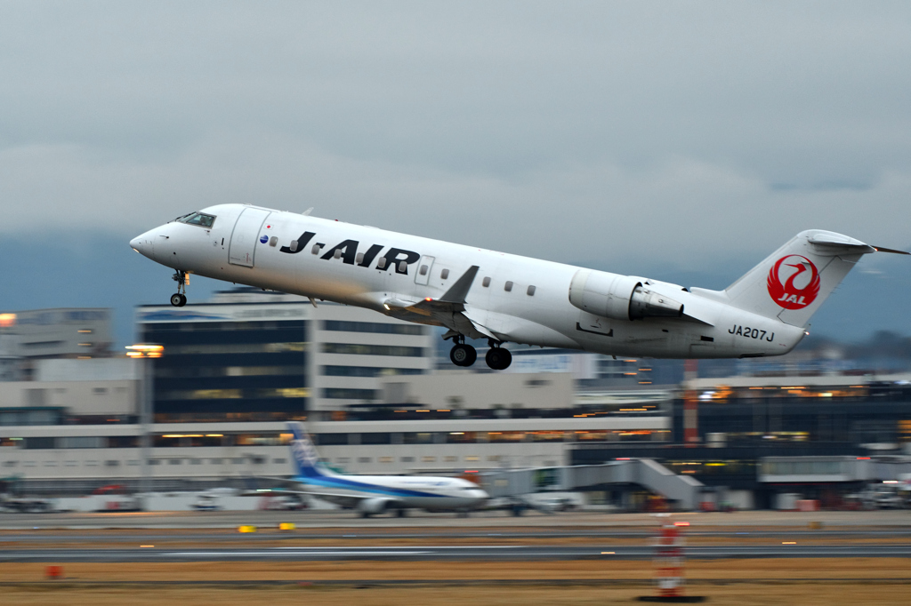 JAL ボンバルディアCRJ200 TakeOff