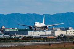 runway32left cleared to land JA623J