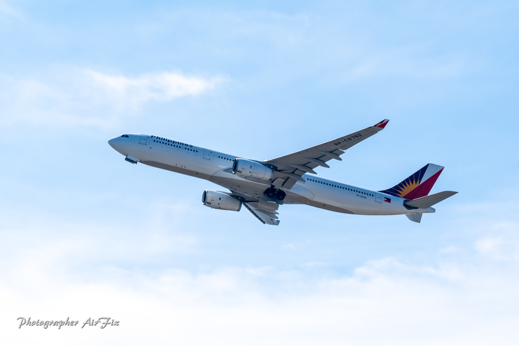 Philippines airlines Airbus A330-343X RP