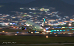 ANA Boeing 777-281 JA712A 離陸練炭