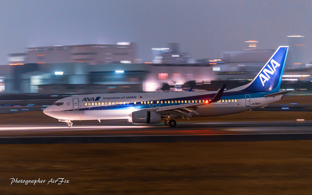 ANA JA78AN Boeing 737-881