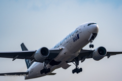 ANA JA712A Take off