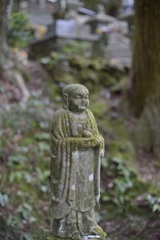 平和を願ってる優しい顔。
