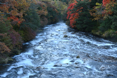 滝上の紅葉