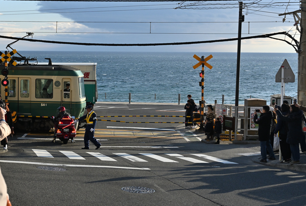 車道に出ないでください！！