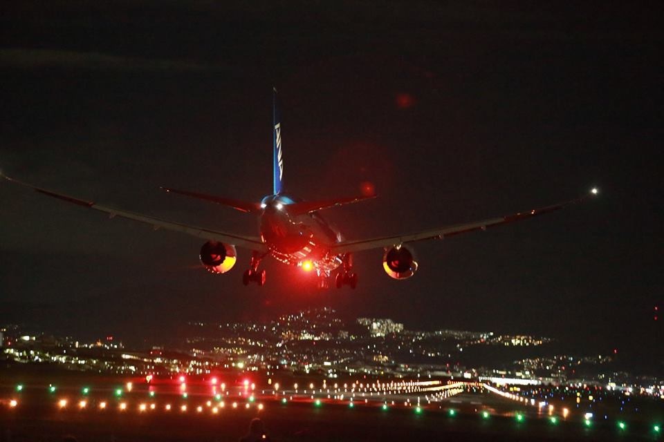AFC4C78D-BF64-40F7-BB9F-7DD0D18A9325