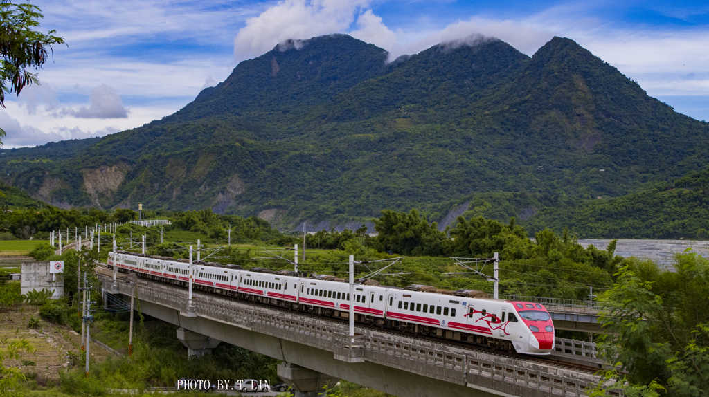 プユマ号、都蘭山と