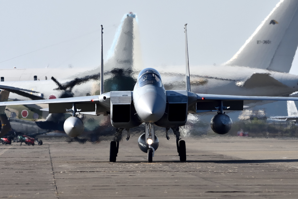 F-15出陣