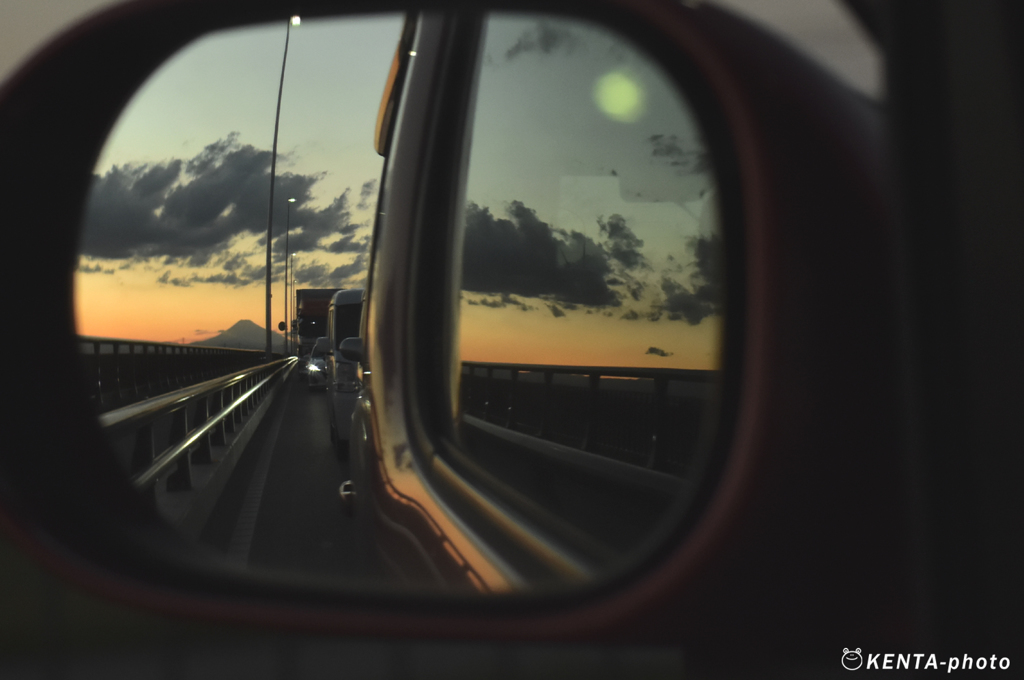 ミラー越しのサンセット