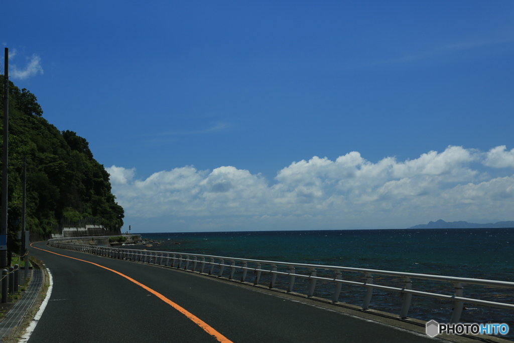 海沿いの道