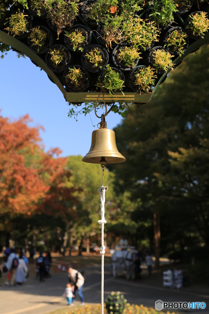 公園の幸せの鐘