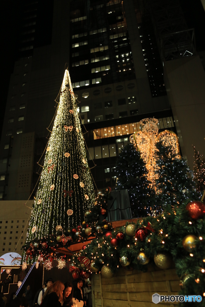ビル街のクリスマス