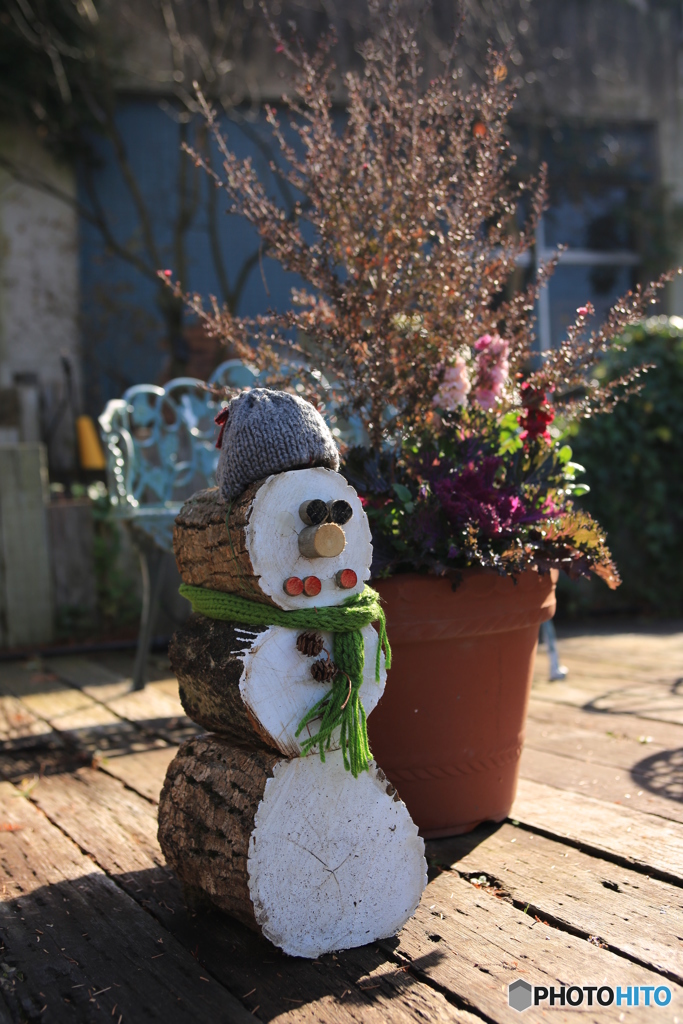 木の雪だるま