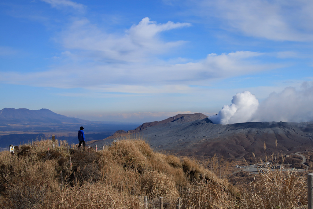 阿蘇山とくじゅう連山とちっぽけな自分