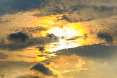 夏の雲と太陽