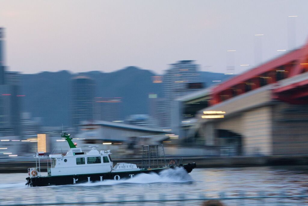 警備艇流し撮り