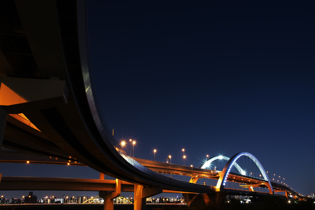 五色桜大橋夜景