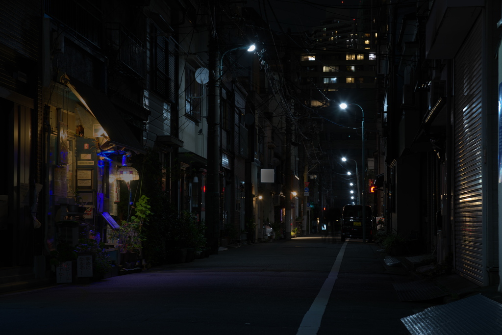 路地裏店舗