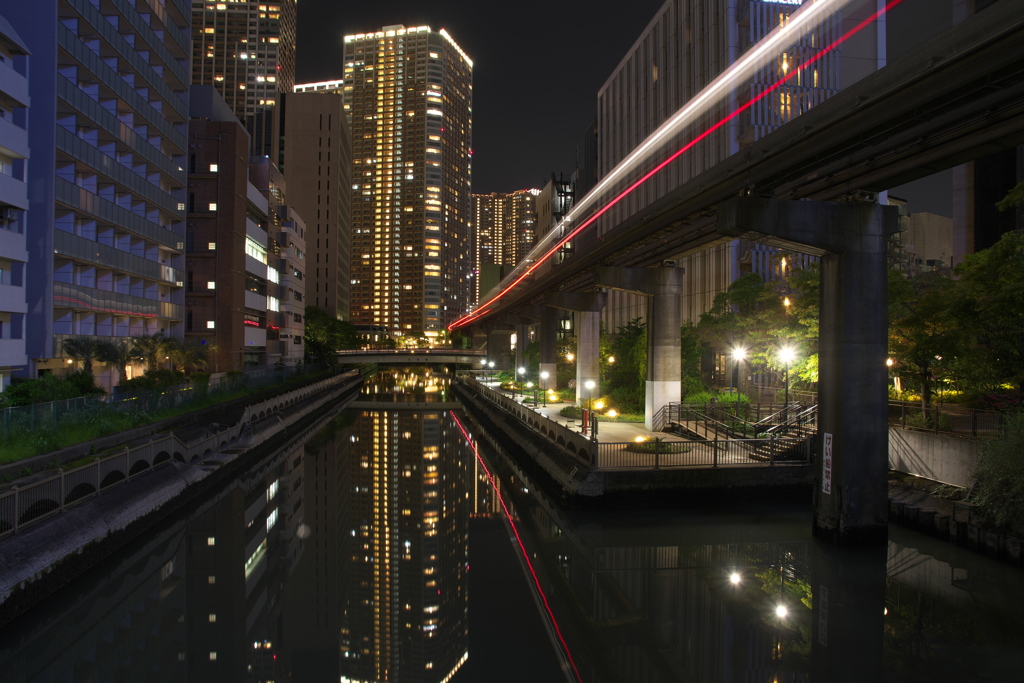 静かな運河