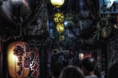 夏の夜の新宿西口 思い出横丁