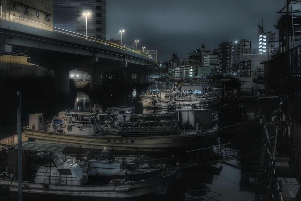 真夜中の子安漁港