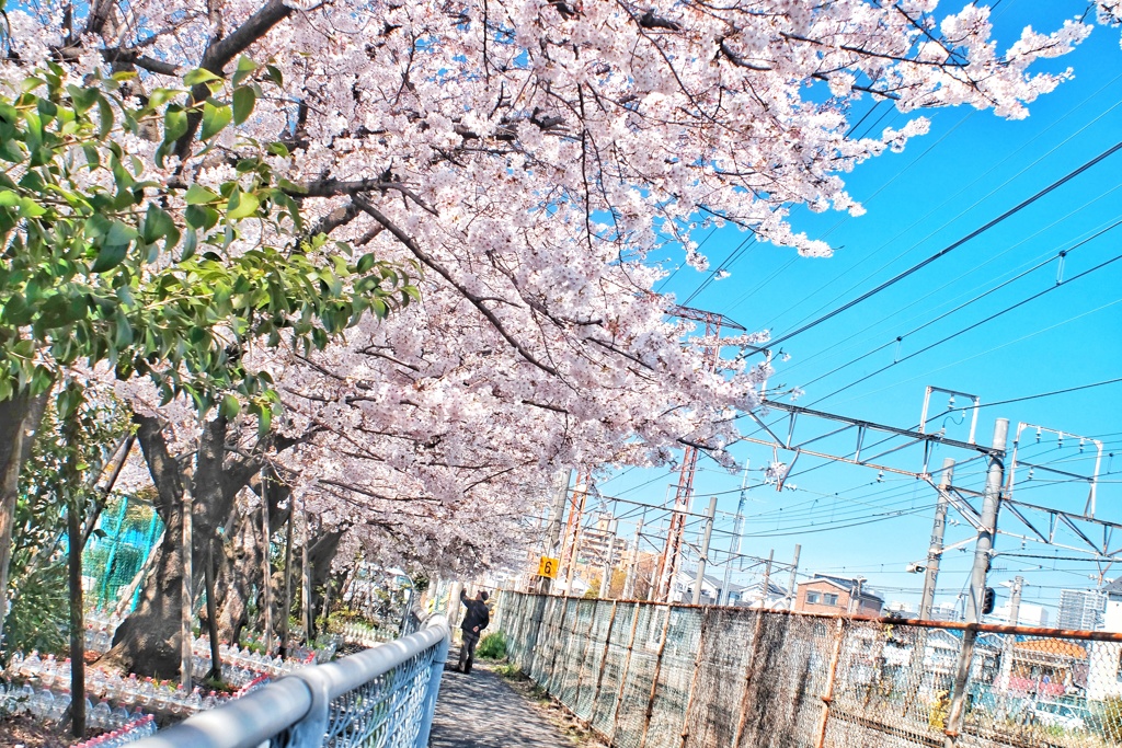 川崎新町駅前