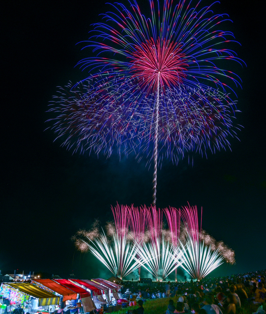 千代田の祭 川せがき