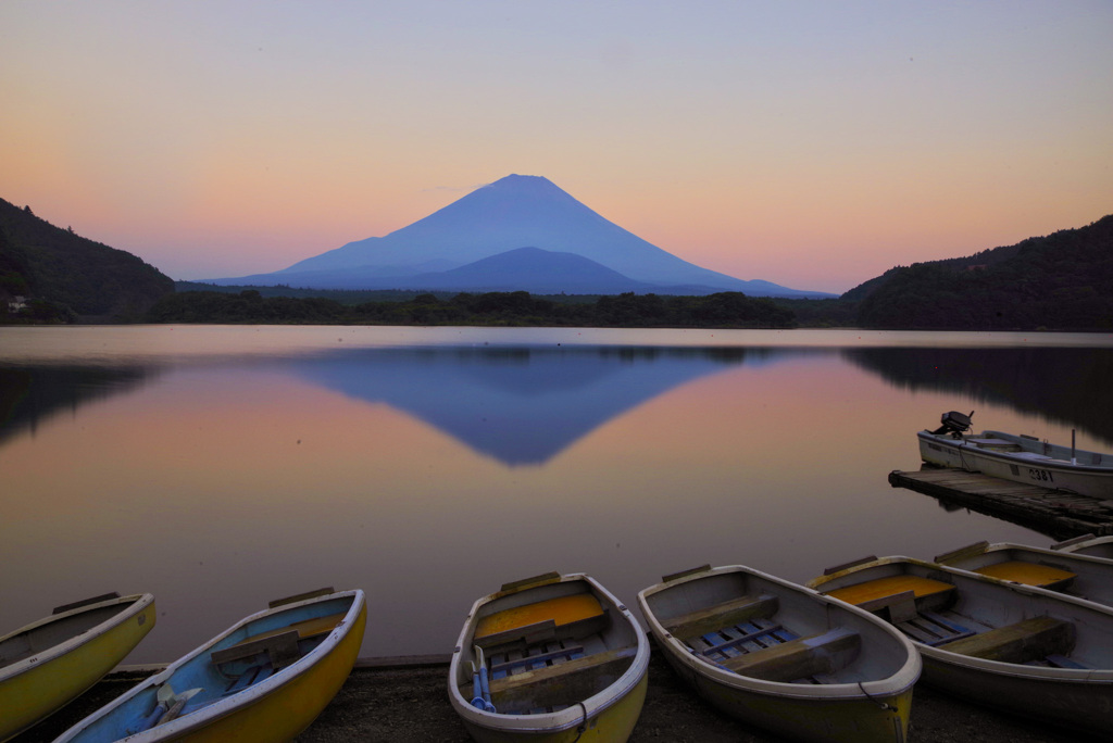 精進湖モーメント