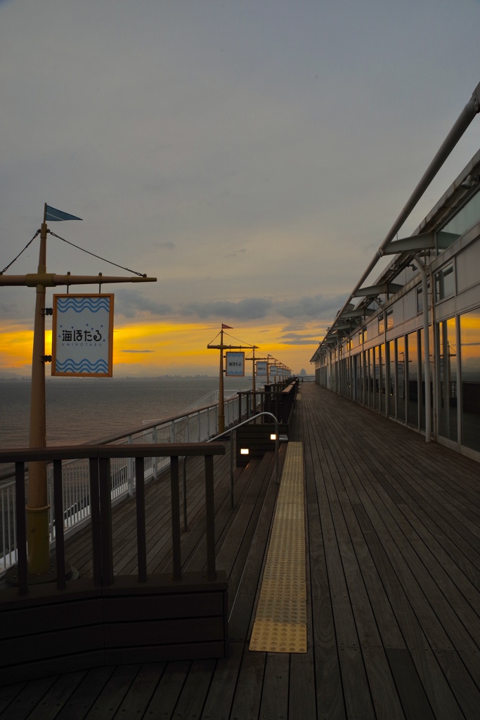 海ほたるの夕刻時