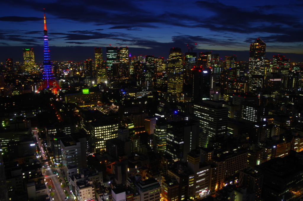 東京タワーと街明かり