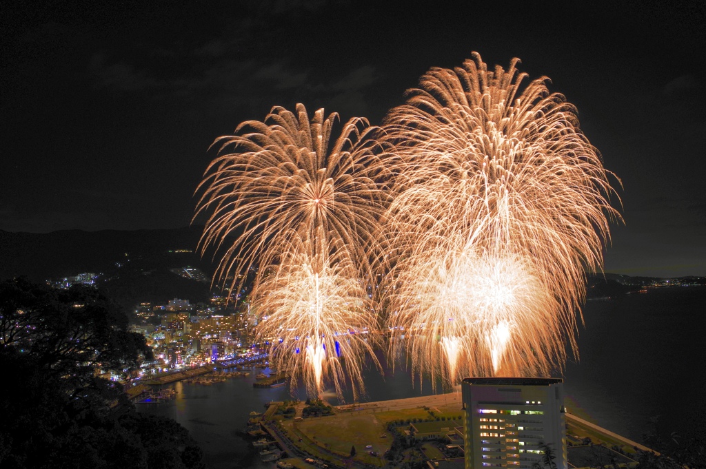 熱海海上花火大会 ②