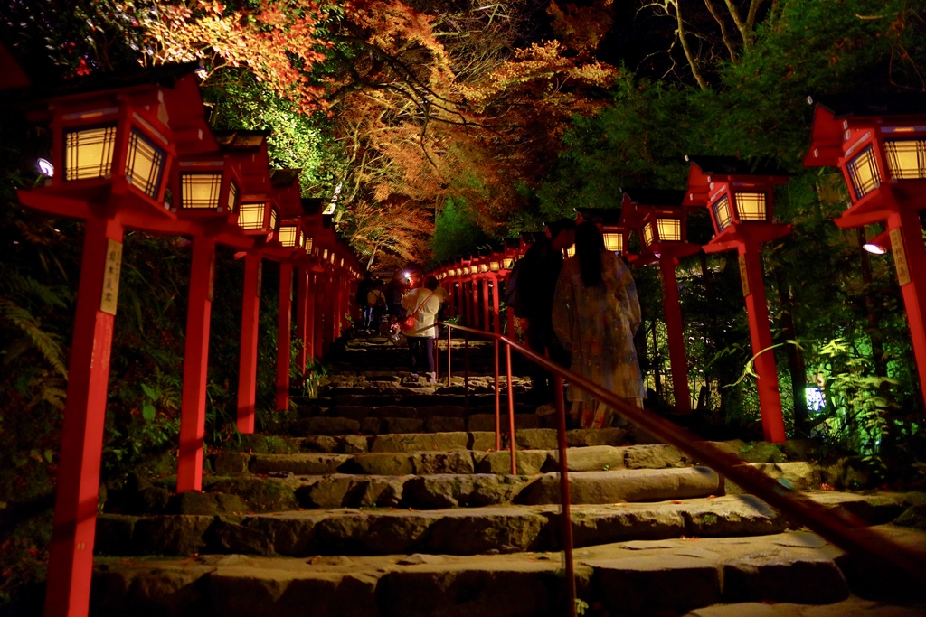 貴船神社ライトアップ