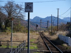 津川　停車時間18分。