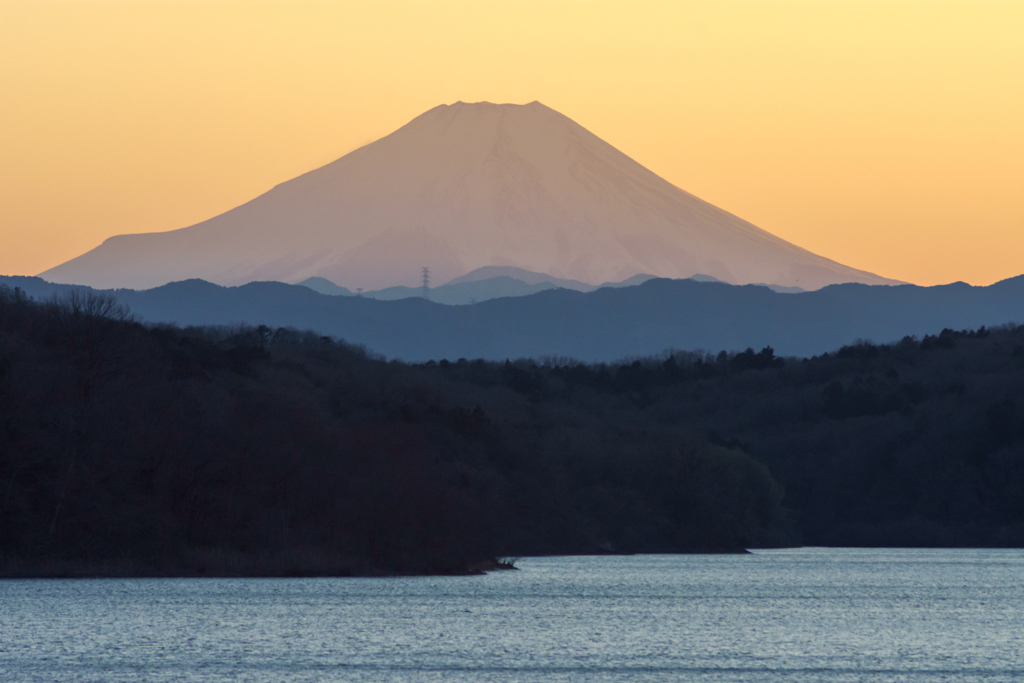 日没６分前 斜陽に染まる富嶽