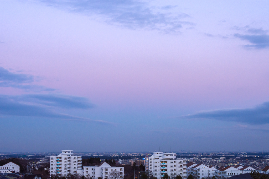 今日の夕景　東の空には・・・