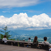 気軽に 夏雲を 横に見て