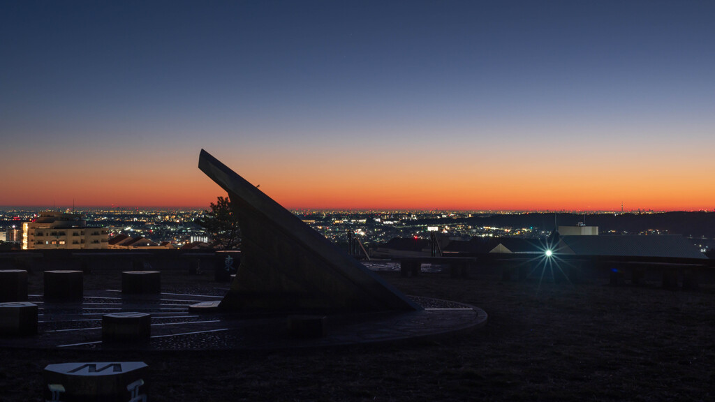 明方のまどろみを刻む 薄明の光Ⅱ