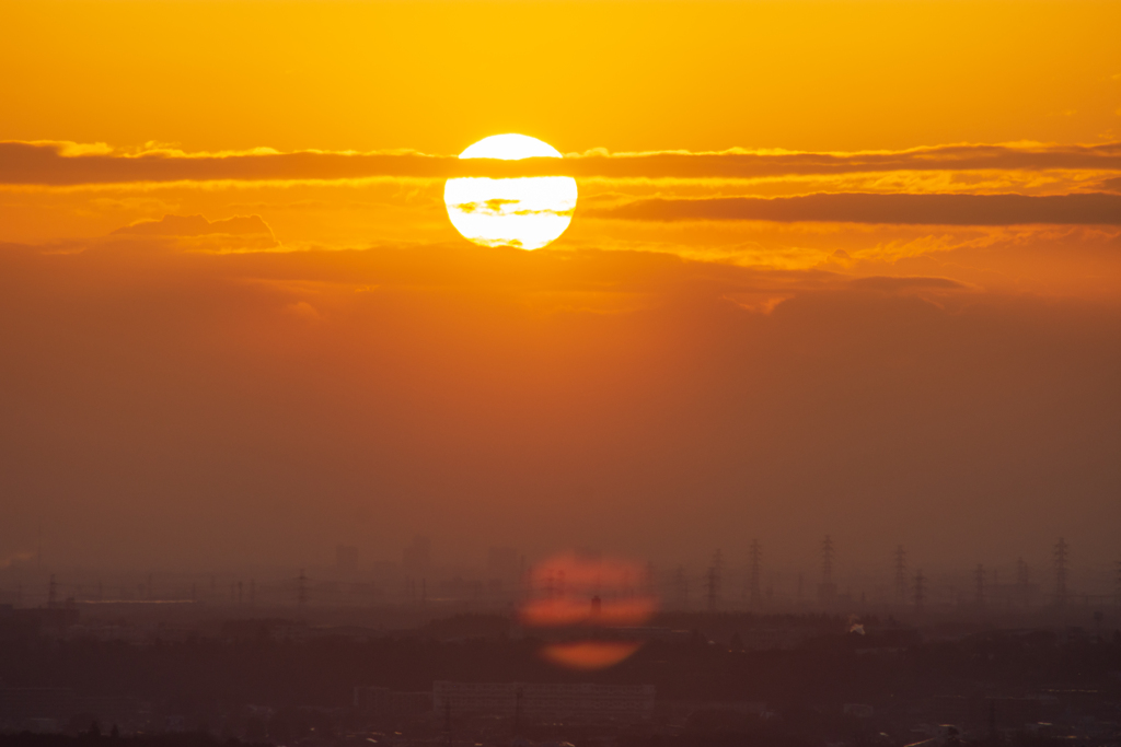 地上に模して