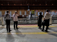 台形な布陣の休日の朝