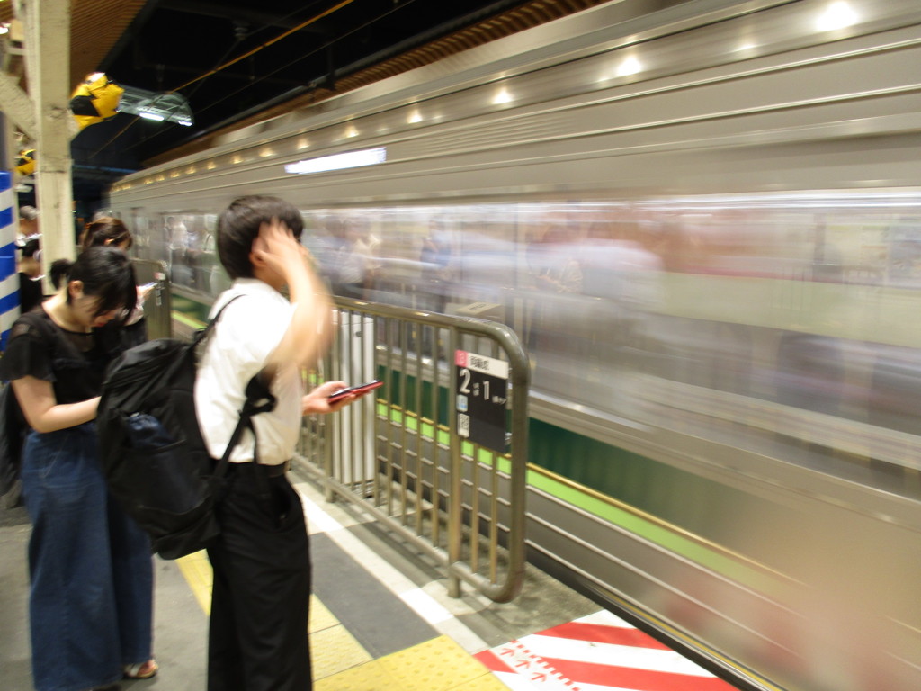 走る走る池上線