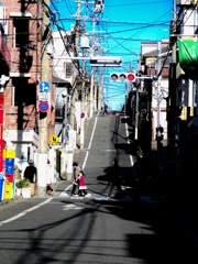 坂道はカタパルト　この街から飛び出していけ！