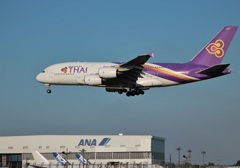 タイ国際航空　HS-TUE  AIRBUS  A380-841   125