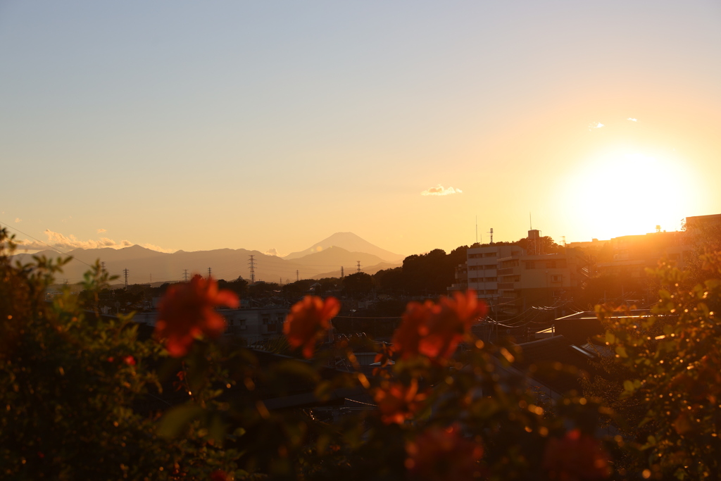 夕暮れ富士山のある風景