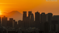 Sunset in Tokyo by 328
