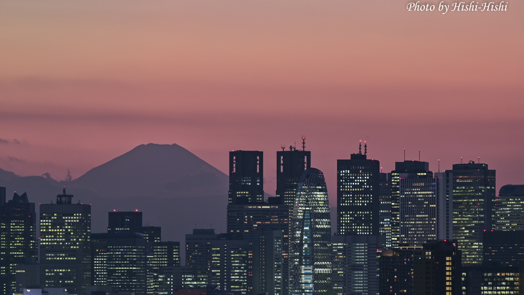 Sunset in Tokyo by 300PF