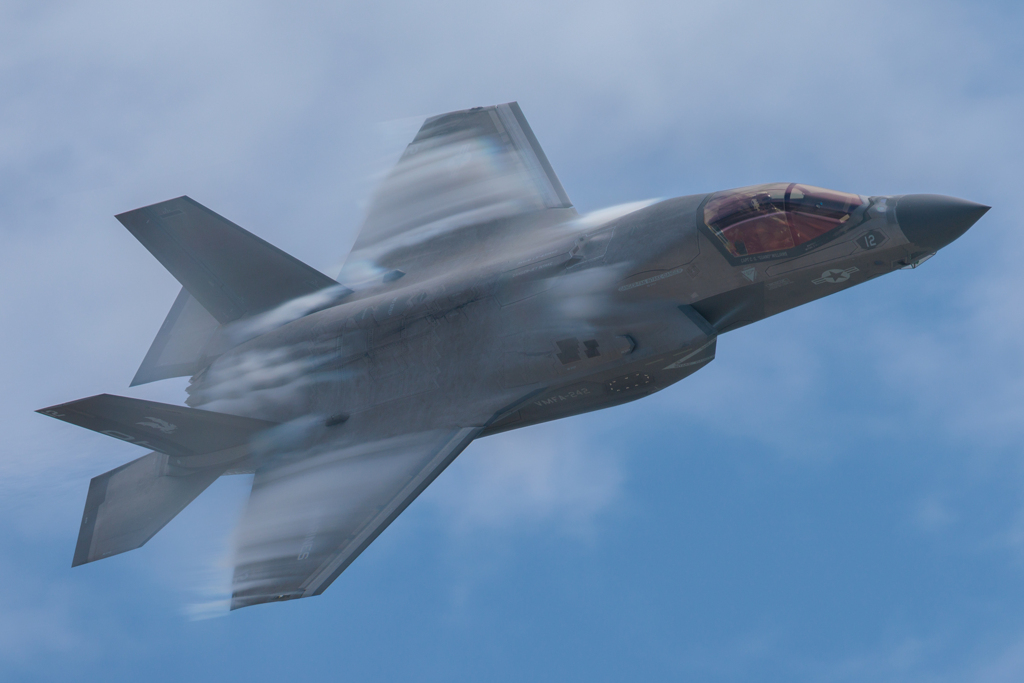F35